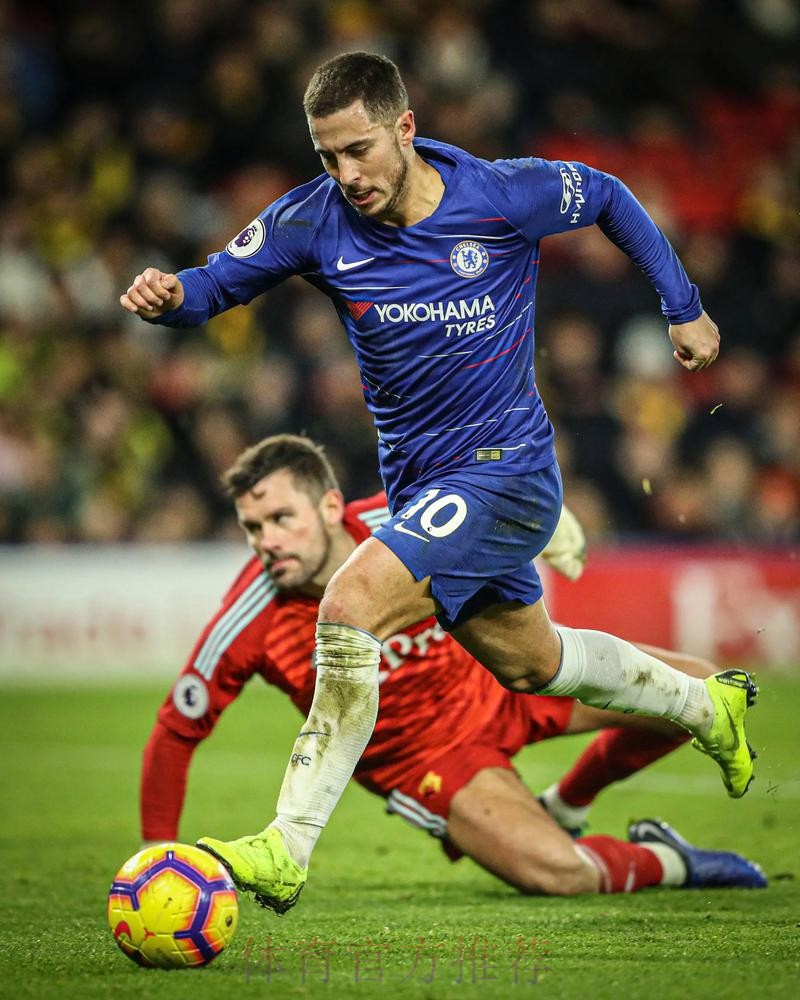 顾家!曝阿扎尔或将退役 他正全身心照顾着5个儿子 顾家!曝阿扎尔或将退役 他正全身心照顾着5个儿子